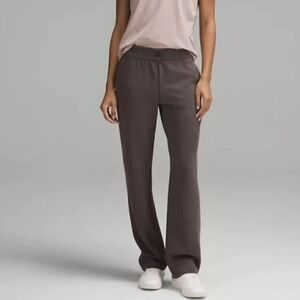 Lululemon Softstreme High-Rise Pant Regular Size 12 In espresso - LW5EGTS